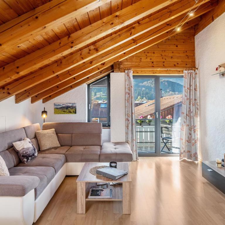 Ferienwohnung Alpenvogel - Superior Apartment mit 1 Schlafzimmer und Balkon - 1