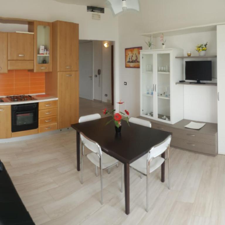 Torre dell'orso centralissima vista mare - Appartamento Deluxe con 2 Camere da Letto e Vista Oceano - 13