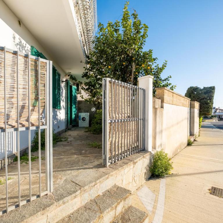 Frida’s - Two-Bedroom Deluxe Apartment with Ocean View - 15