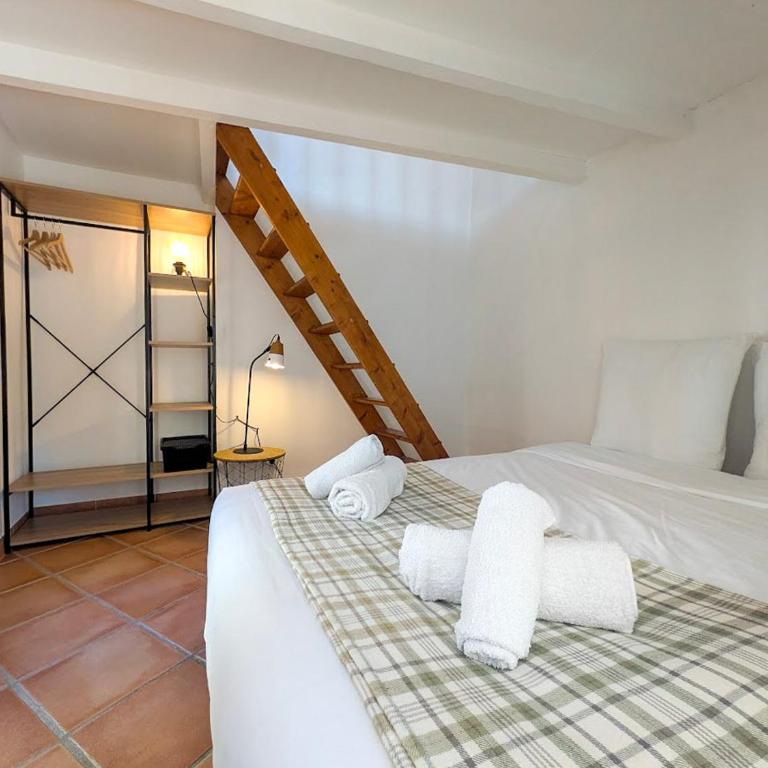 Grand studio, coin nuit & terrasse, plein centre - Apartment mit 1 Schlafzimmer - 3