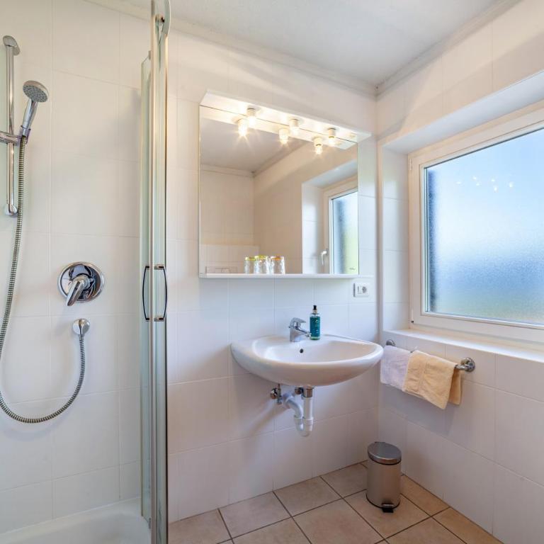 Gasserhof Ferienwohnung Edelrot - Superior Apartment mit 1 Schlafzimmer und Balkon - 16