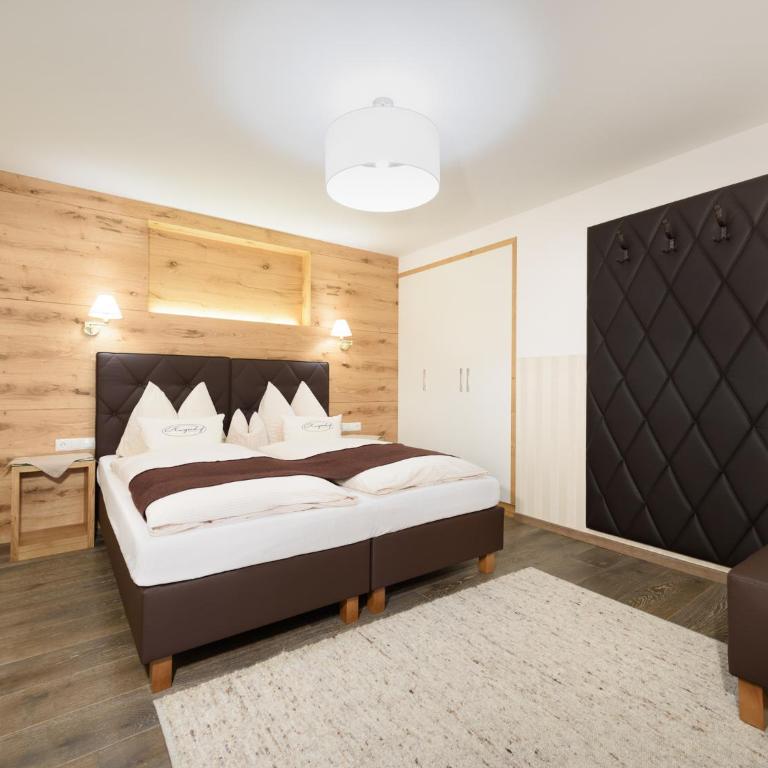 "Innsbruck Moments" Kasperhof Appartements - Two-Bedroom Apartment Type 2 - 4