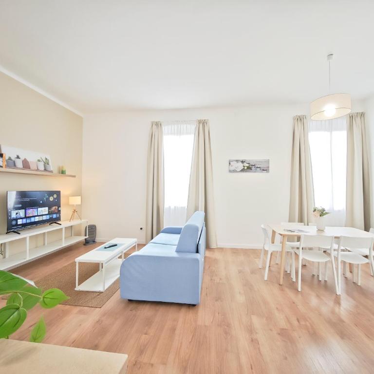 Domina Apartment - Appartamento con 2 Camere da Letto - 1