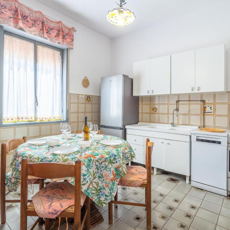 Casa Susanna - Appartamento Deluxe con 2 Camere da Letto e Vista Giardino - 12