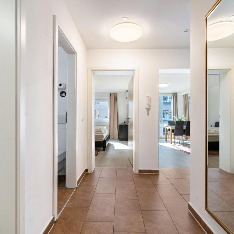 Aldars Urban Trio Suite No.5 - Superior Apartment mit Stadtblick - 10