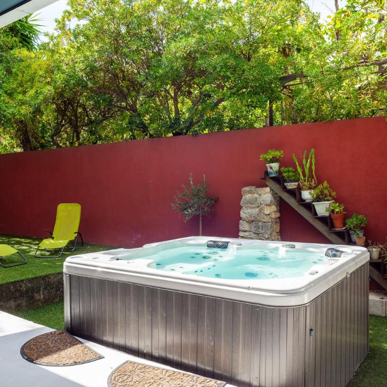 Dolce Vita - Jacuzzi - La Ciotat - Villa - Vue sur Jardin - 1