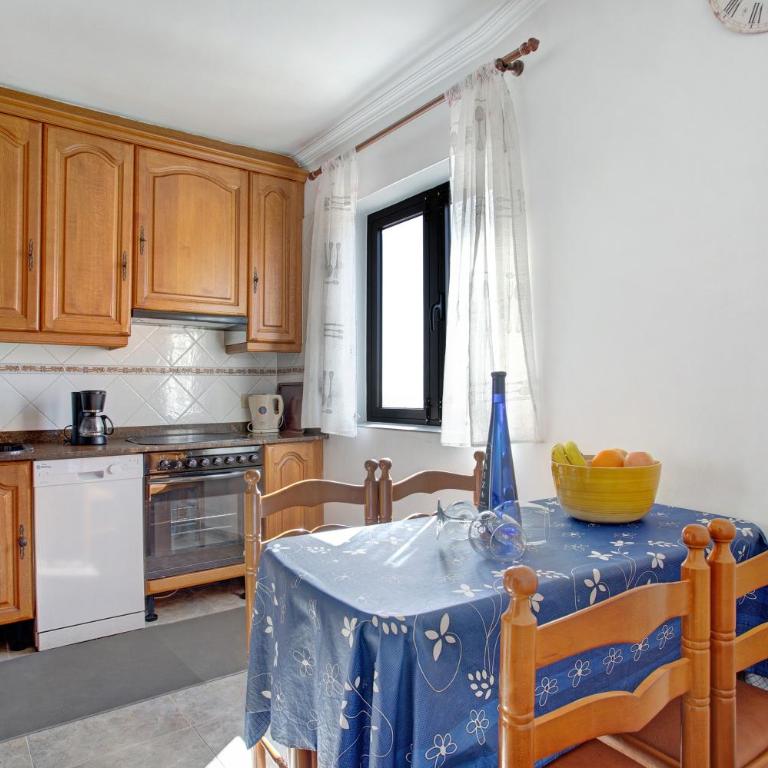Apartamento El Quintero - Two-Bedroom Deluxe Apartment with Ocean View - 9