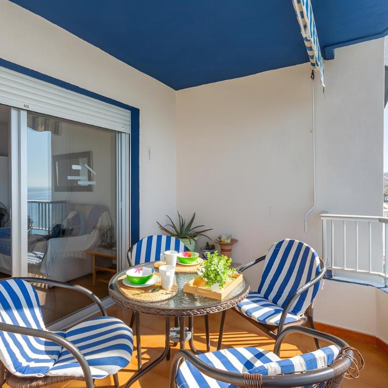 Epsilon 2 4f primera línea de playa - Apartamento Deluxe de 2 dormitorios con vistas al mar - 2
