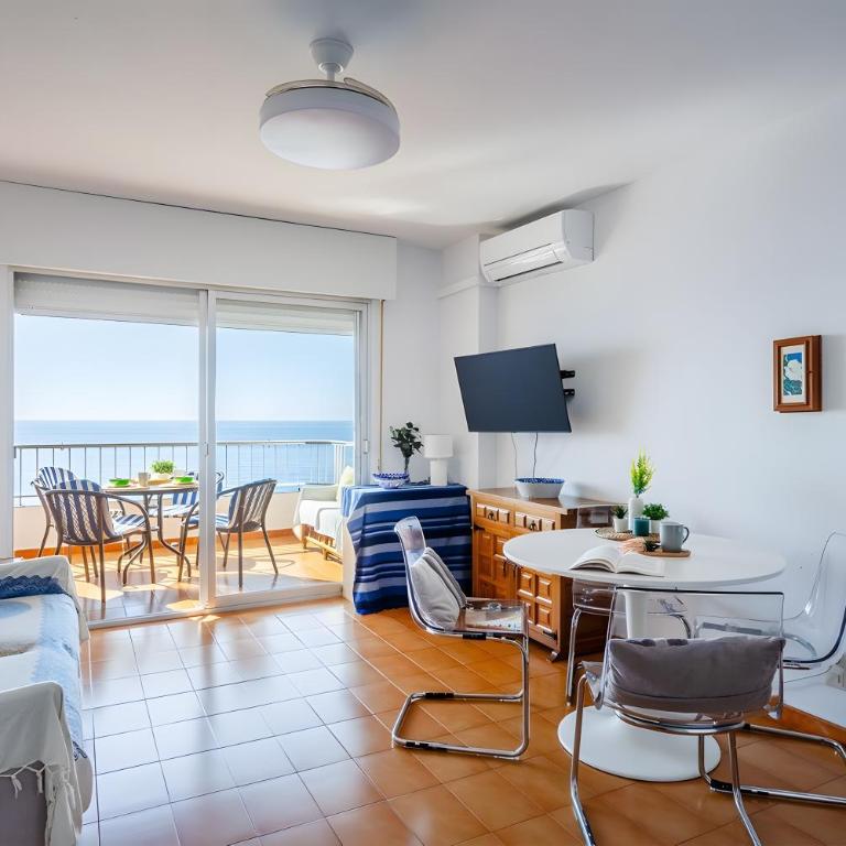 Epsilon 2 4f primera línea de playa - Apartamento Deluxe de 2 dormitorios con vistas al mar - 6