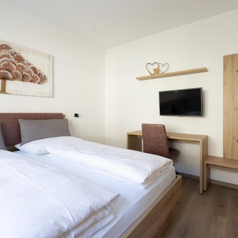 Kleon 1 - Superior One-Bedroom Apartment with Balcony - 4