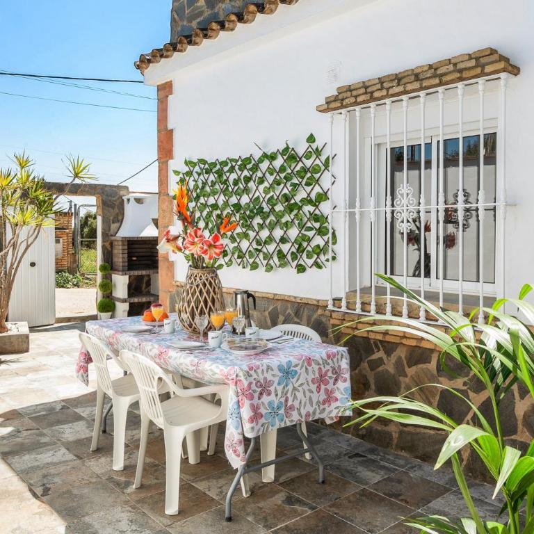 Casa Bombón - Habitación Cuádruple - vistas al jardín - 23