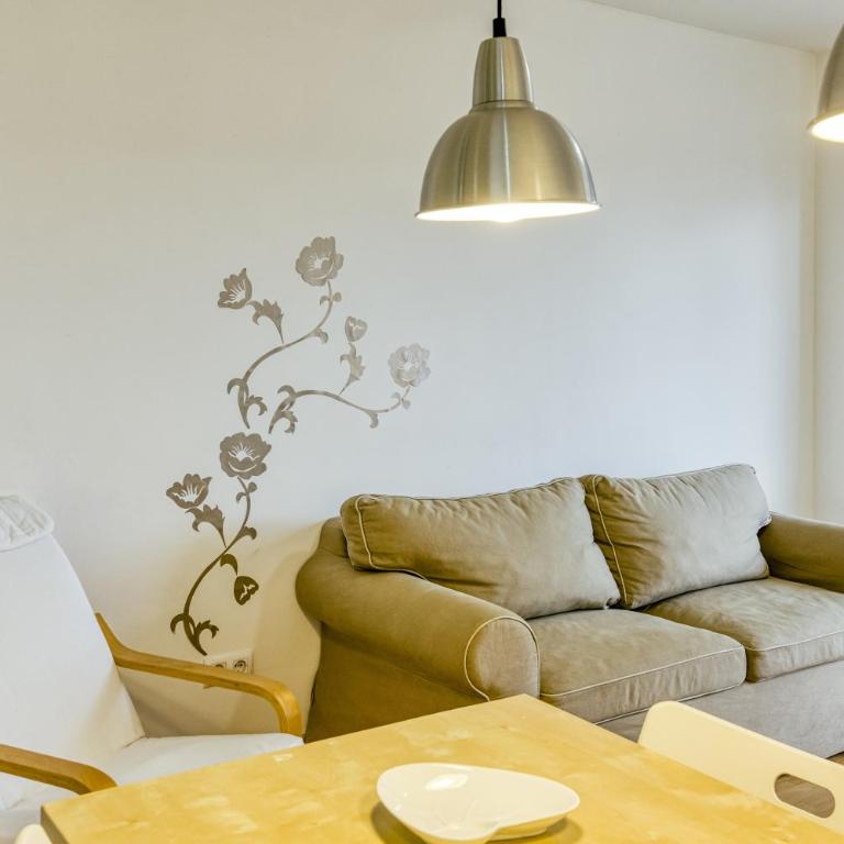 Aquamarina 103 - One-Bedroom Apartment with Garden - 7