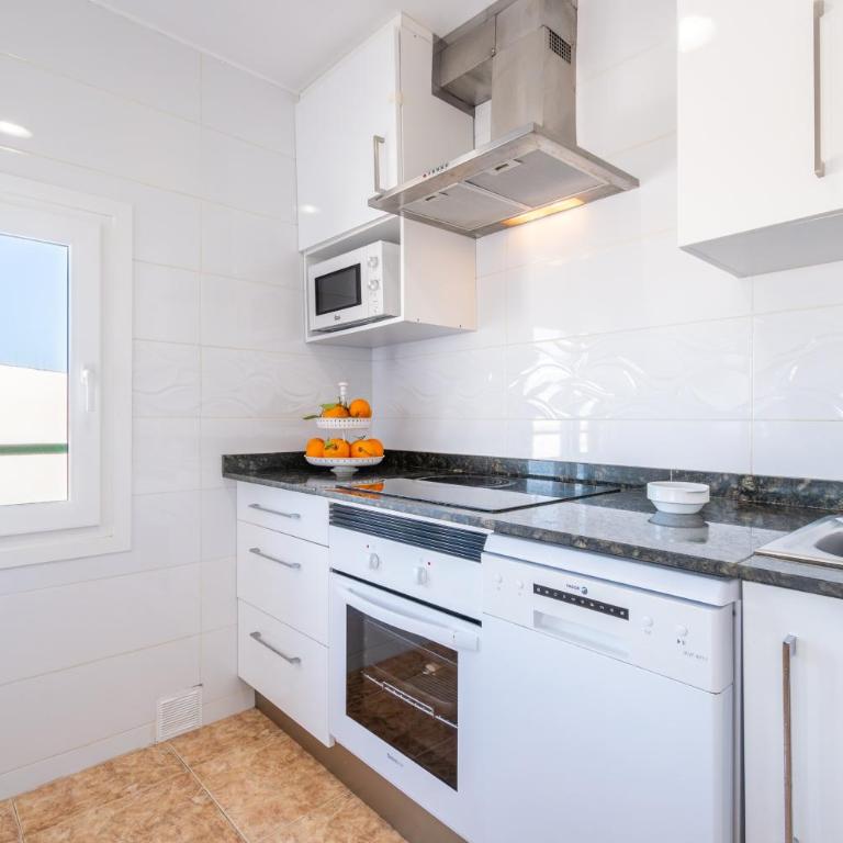 Wonderful - Three-Bedroom Premium Apartment with Balcony - 9