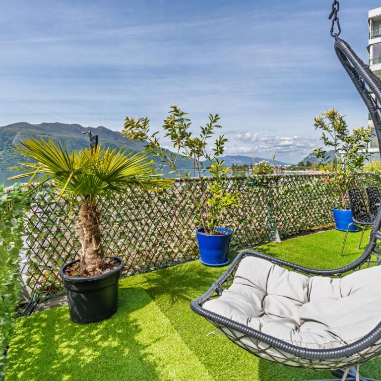 Superbe Appartement avec vue sur le Lac du Bourget - Appartamento con Vista Lago - 30