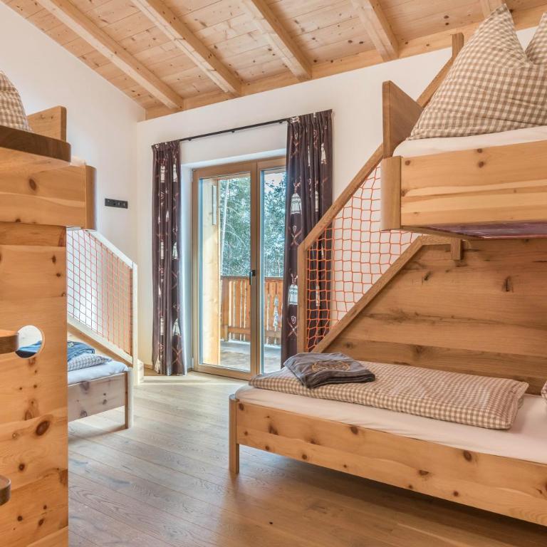 Schartneralm Zirbel Family - Deluxe-Apartment mit 2 Schlafzimmern und Gartenblick - 6
