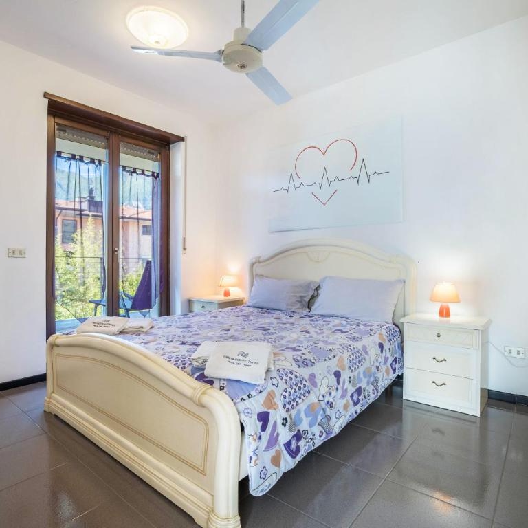 Holiday Speed with terrace - Appartamento Deluxe con 2 Camere da Letto e Vista Giardino - 4