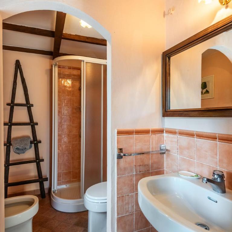 Pietraserena - San Gimignano - Three-Bedroom Premium Apartment with Balcony - 13