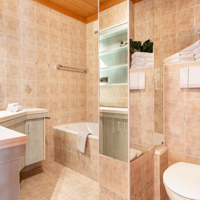 Häuslerhof App Betula - Appartamento Deluxe con 2 Camere da Letto e Vista Giardino - 19