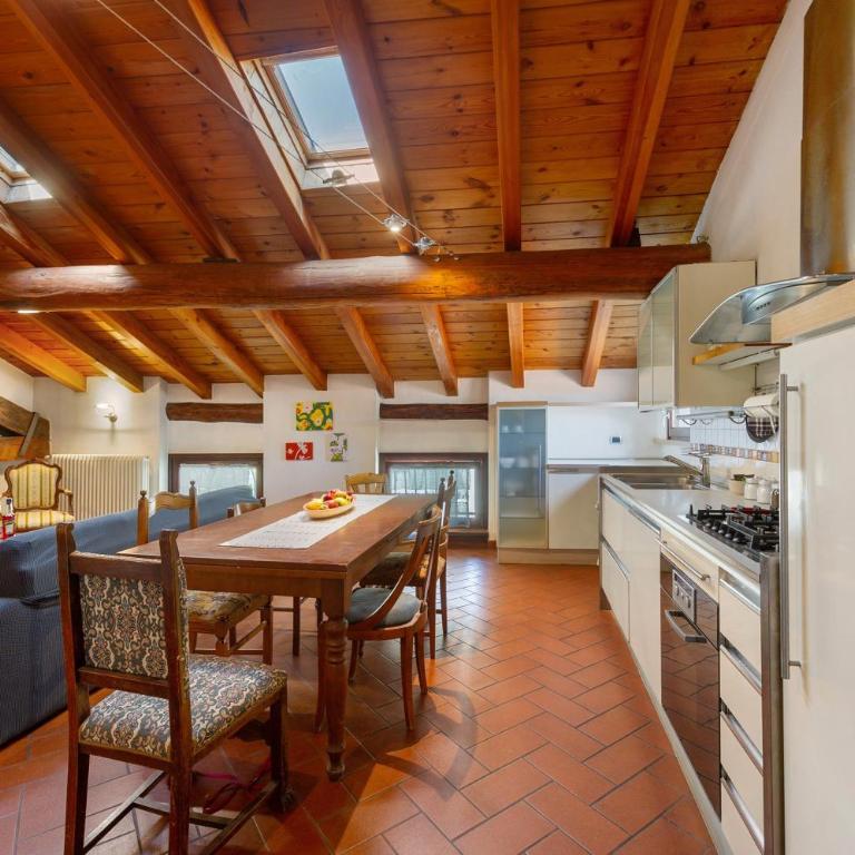 La Mansarda del Viaggiatore - Appartamento con 3 Camere da Letto e Vista Montagna - 4
