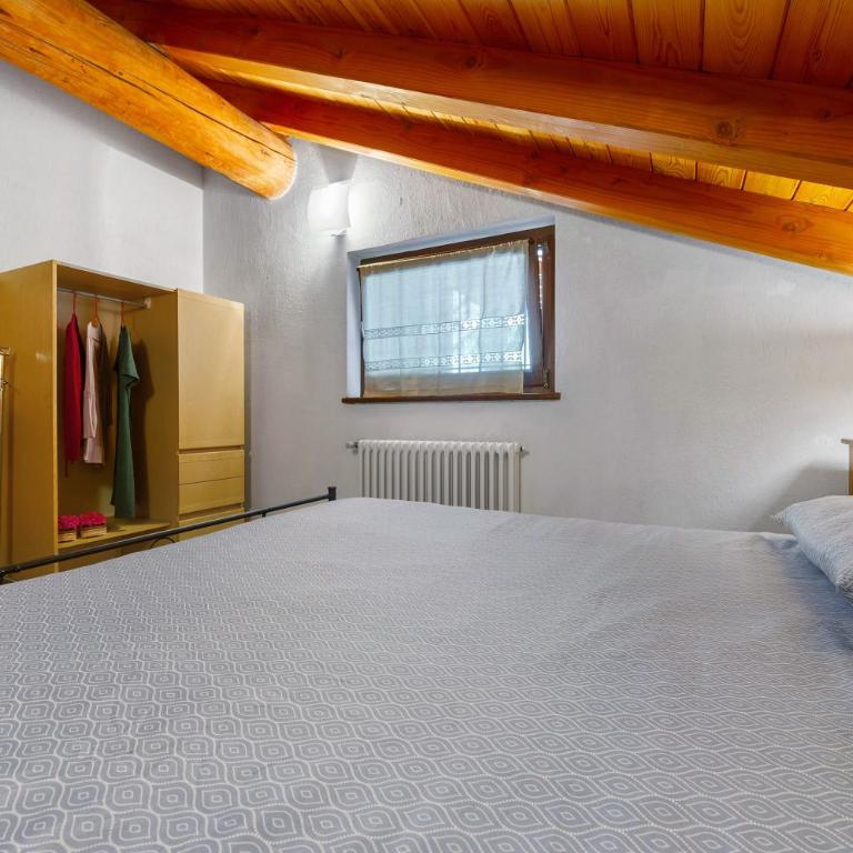 La Mansarda del Viaggiatore - Appartamento con 3 Camere da Letto e Vista Montagna - 12