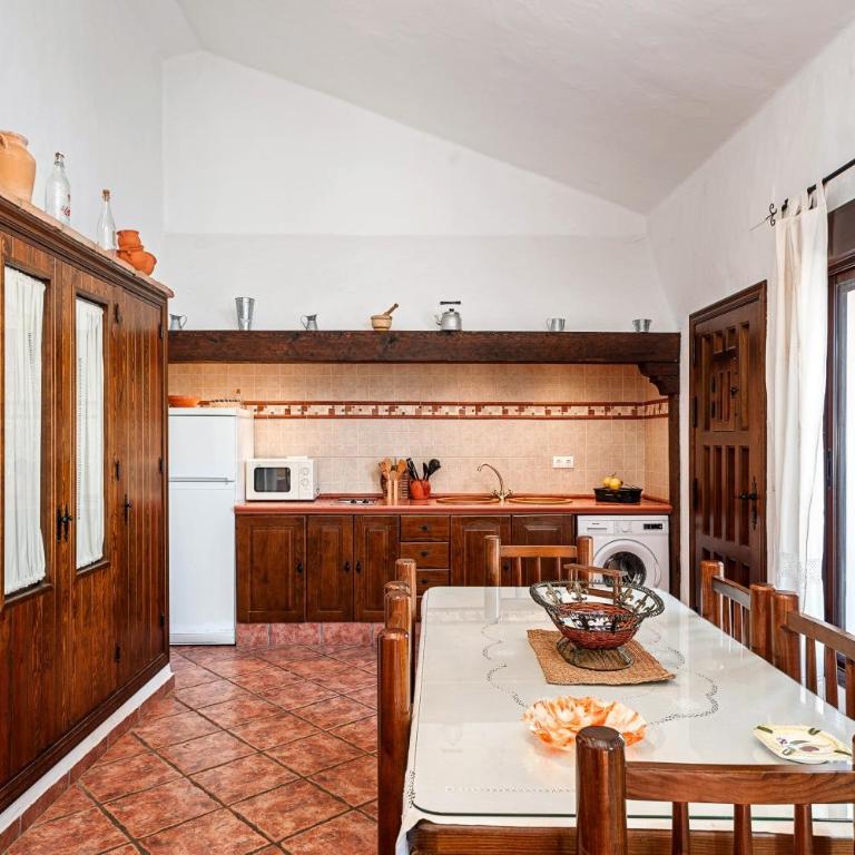 Cortijo Villa La Dehesa - Habitación Cuádruple con ducha - 15