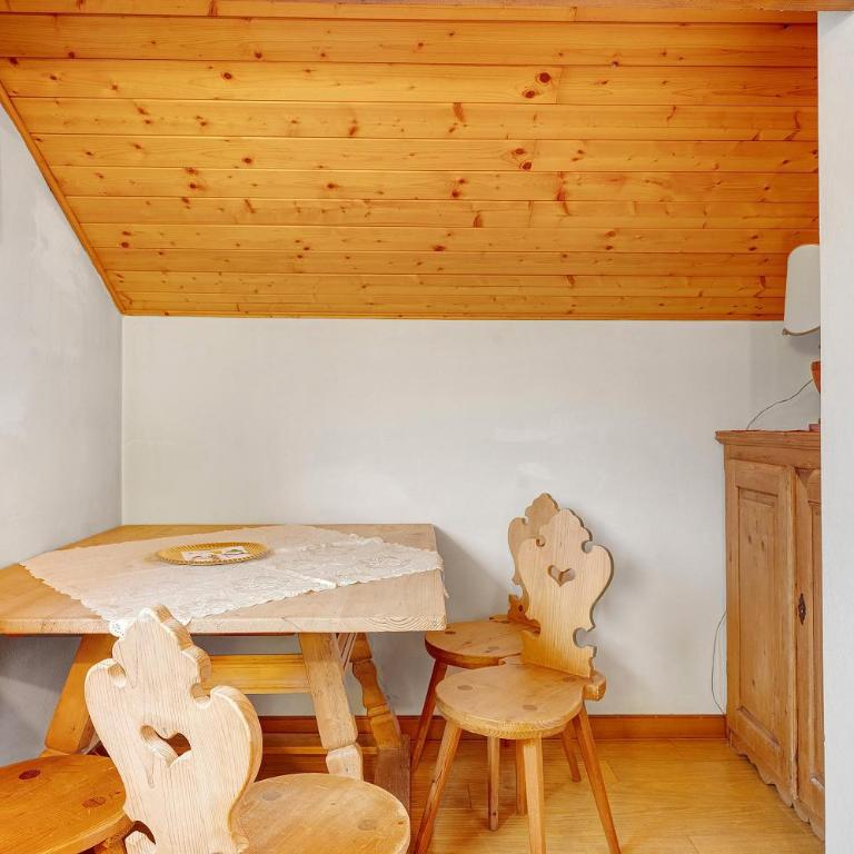 Casa Serena - Appartamento Deluxe con 2 Camere da Letto e Balcone - 2