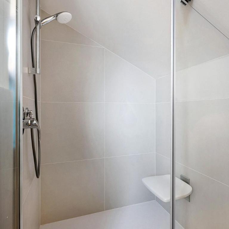 Casa Serena - Appartamento Deluxe con 2 Camere da Letto e Balcone - 22
