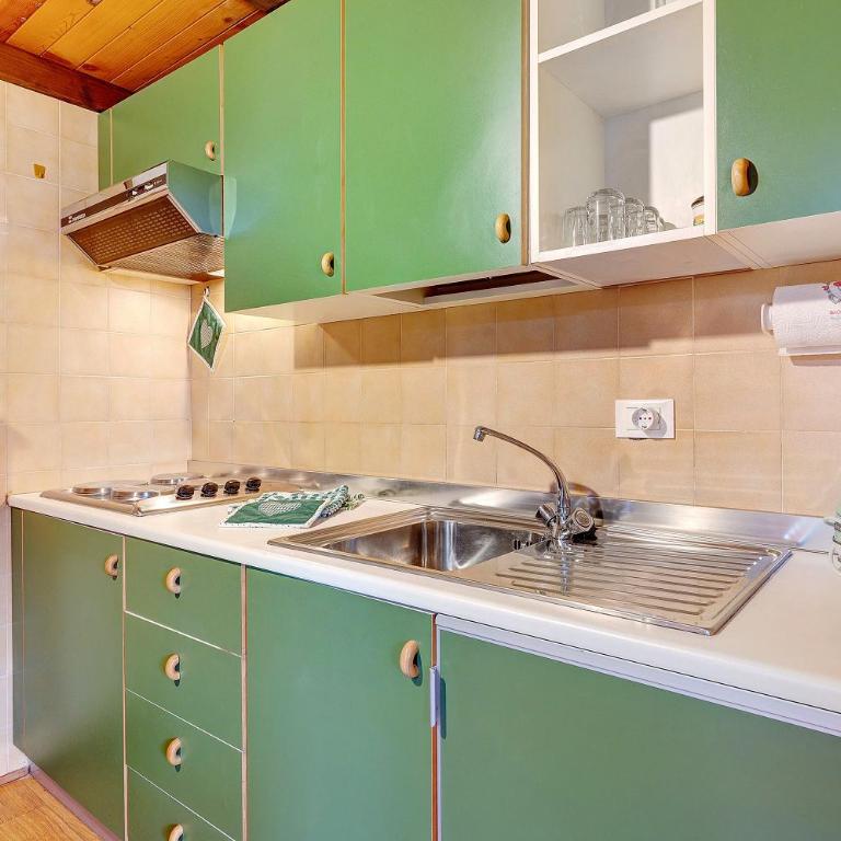 Casa Serena - Appartamento Deluxe con 2 Camere da Letto e Balcone - 7