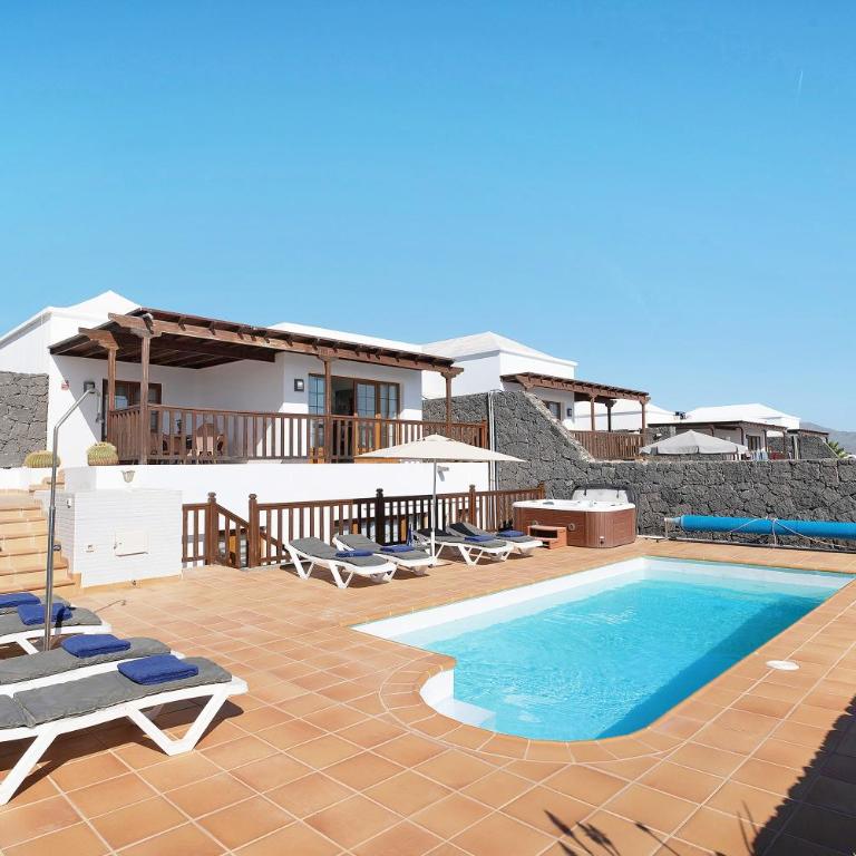 Villa Jeamir I - Villa with Sea View - 1