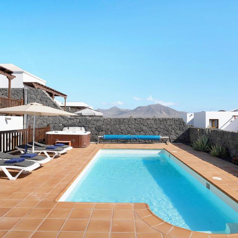 Villa Jeamir I - Villa with Sea View - 2