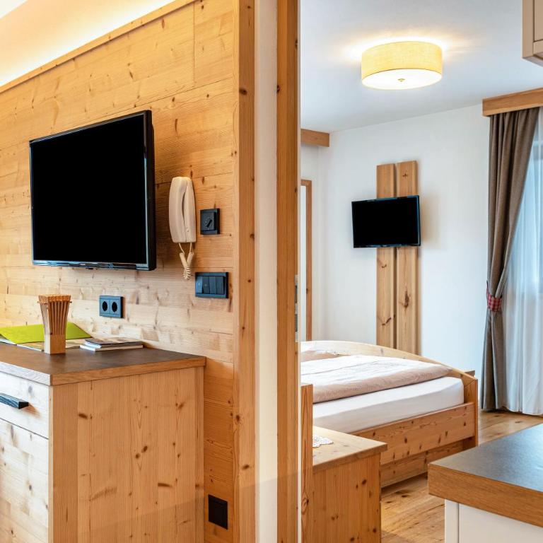 Hatzes App Schlern - Appartamento Superior con 1 Camera da Letto e Balcone - 10