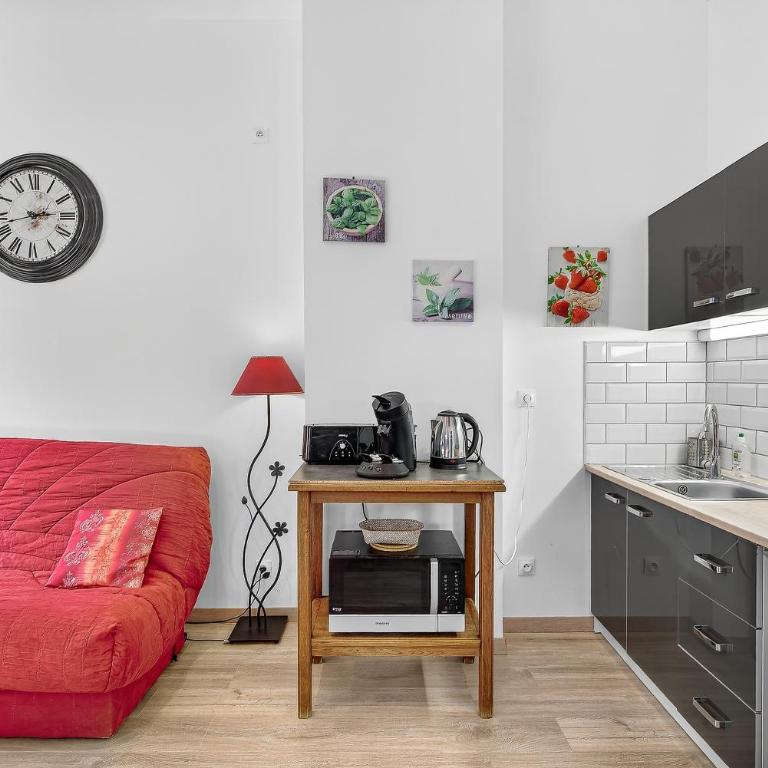 Gîte Mélano - La Grange du Logis - Appartement 1 Chambre avec Jardin - 9