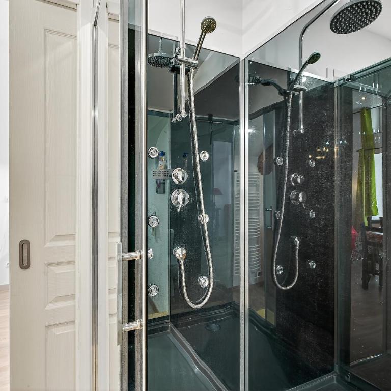 Gîte Mélano - La Grange du Logis - Appartement 1 Chambre avec Jardin - 15