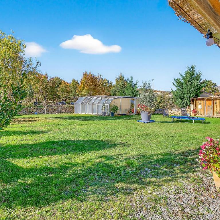Gîte Mélano - La Grange du Logis - Appartement 1 Chambre avec Jardin - 22