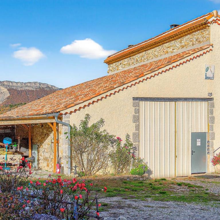 Gîte Mélano - La Grange du Logis - Appartement 1 Chambre avec Jardin - 27