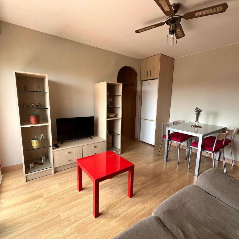 Estupendo Apartamento - Apartamento Superior de 1 dormitorio con balcón - 25
