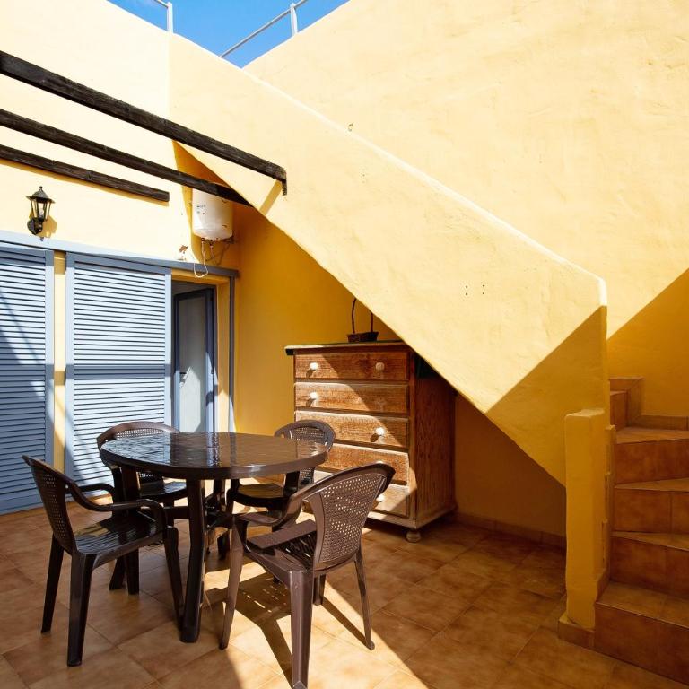 My Favorite Home - Two-Bedroom House - 10