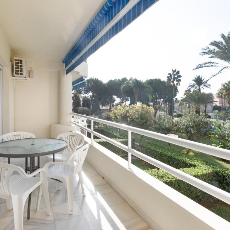 Apartamento Junto al Mar Costa Lago - Apartamento Deluxe de 2 dormitorios con vistas al jardín - 21