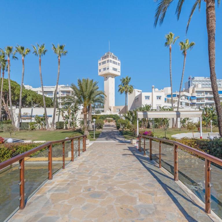 Apartamento Junto al Mar Costa Lago - Apartamento Deluxe de 2 dormitorios con vistas al jardín - 26