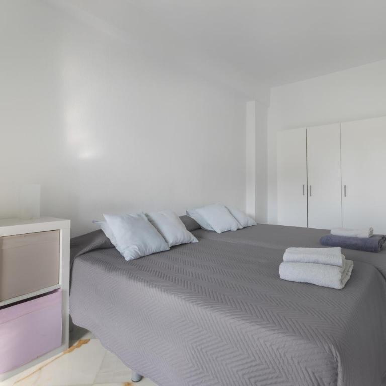 Apartamento Junto al Mar Costa Lago - Apartamento Deluxe de 2 dormitorios con vistas al jardín - 18