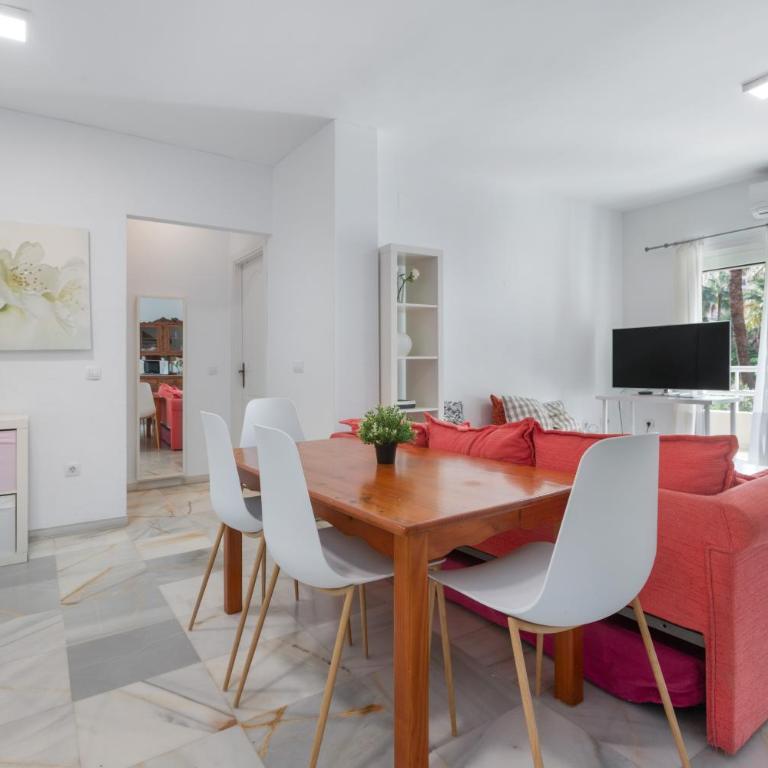 Apartamento Junto al Mar Costa Lago - Apartamento Deluxe de 2 dormitorios con vistas al jardín - 8