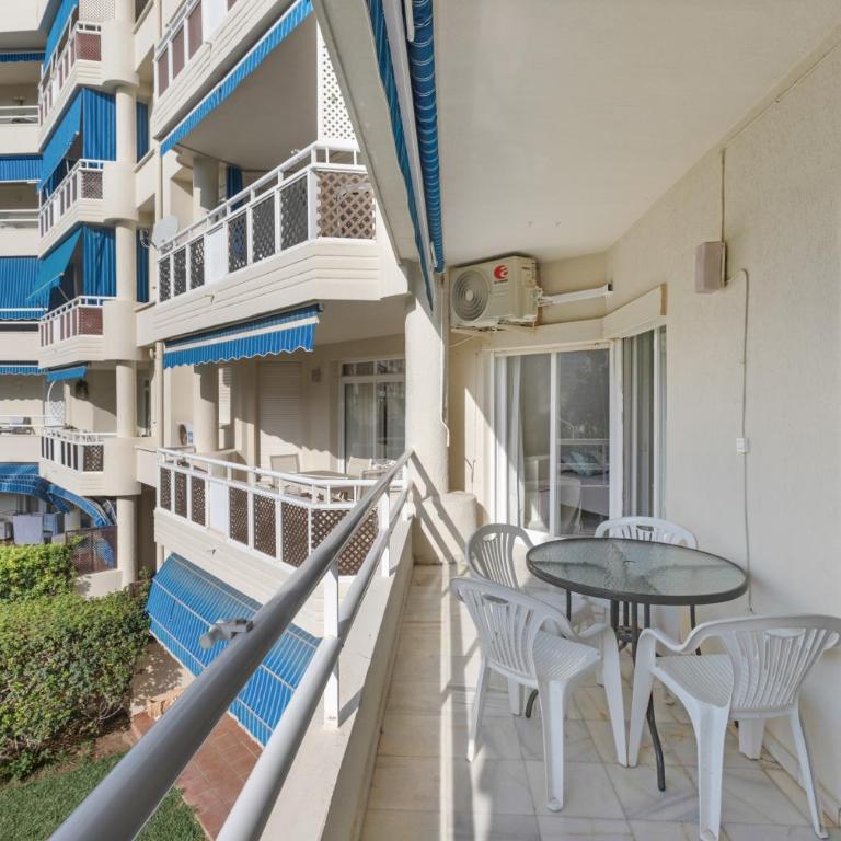 Apartamento Junto al Mar Costa Lago - Apartamento Deluxe de 2 dormitorios con vistas al jardín - 20