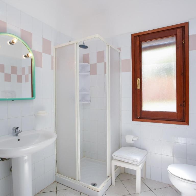 mirtagru Ena Casa Vacanze - Casa con 1 Camera da Letto - 16