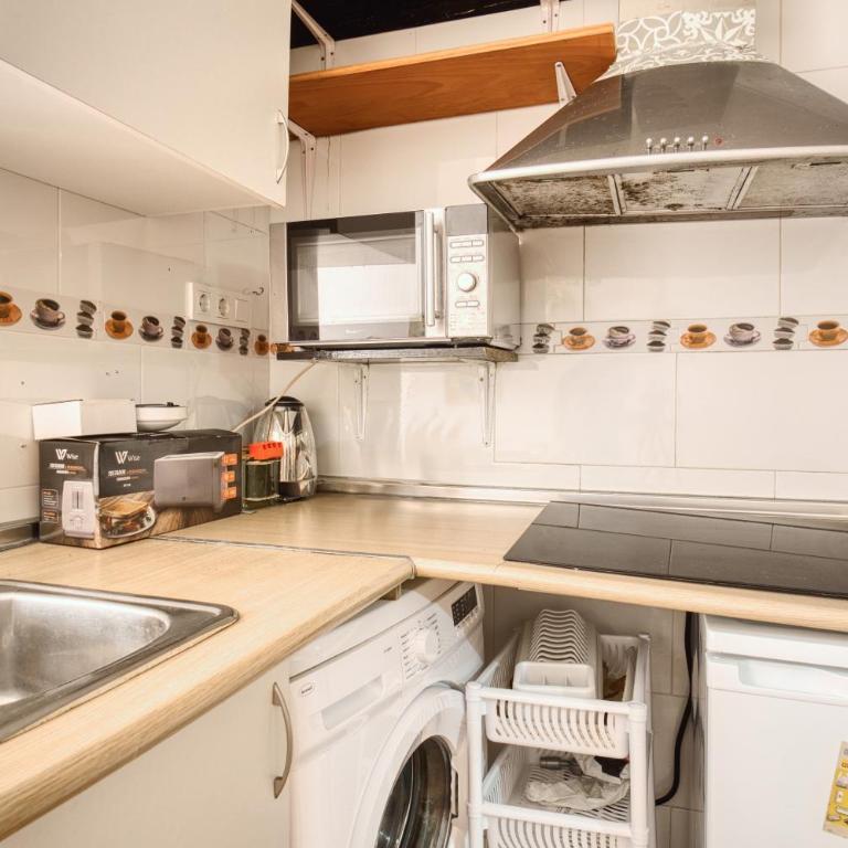 Cueva Alicante - Apartamento Deluxe de 2 dormitorios con vistas al jardín - 7