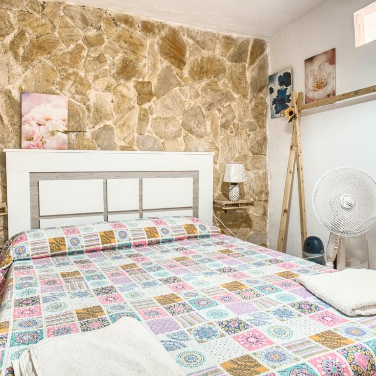 Cueva Alicante - Apartamento Deluxe de 2 dormitorios con vistas al jardín - 9