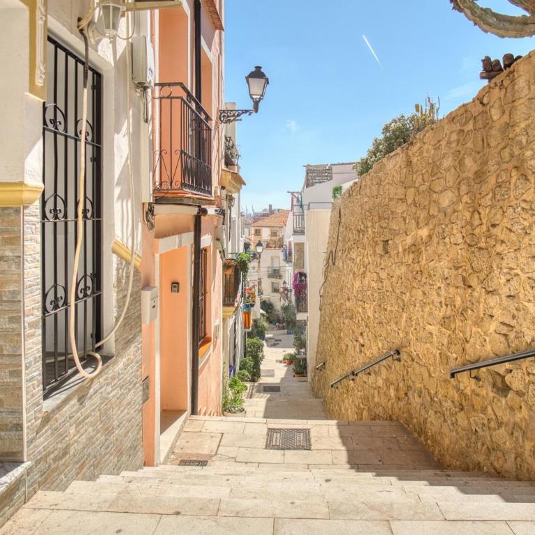 Cueva Alicante - Apartamento Deluxe de 2 dormitorios con vistas al jardín - 20