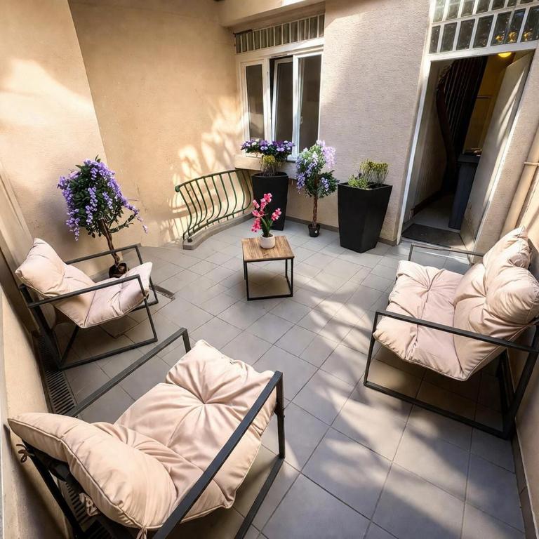 HYPER CENTRE, REMPARTS, VIEILLE VILLE , COSY, possible tout faire à pieds - One-Bedroom Apartment - 10