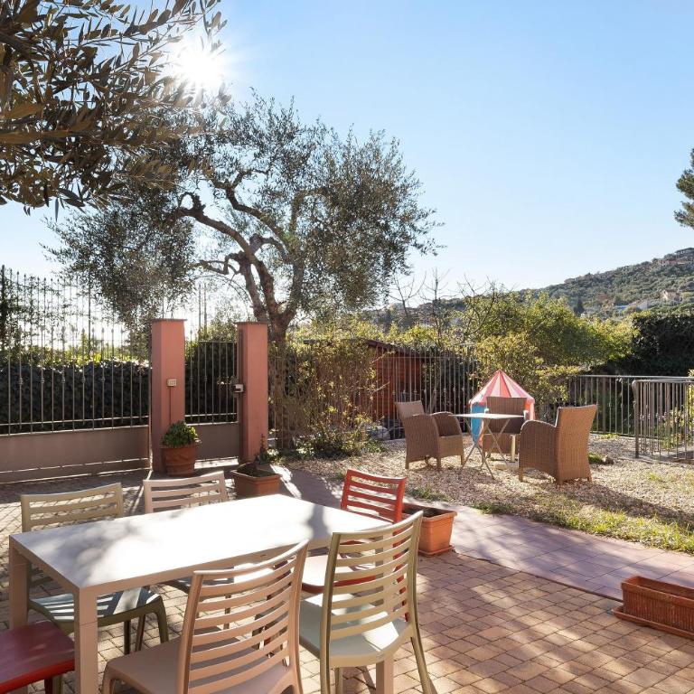 Casa Girasole 600 mt dal mare - Appartamento Deluxe con 2 Camere da Letto e Vista Giardino - 23
