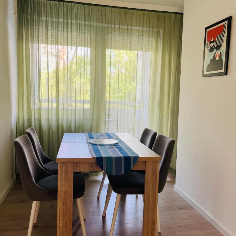 City Dock Apartment - Two-Bedroom Apartment - 13