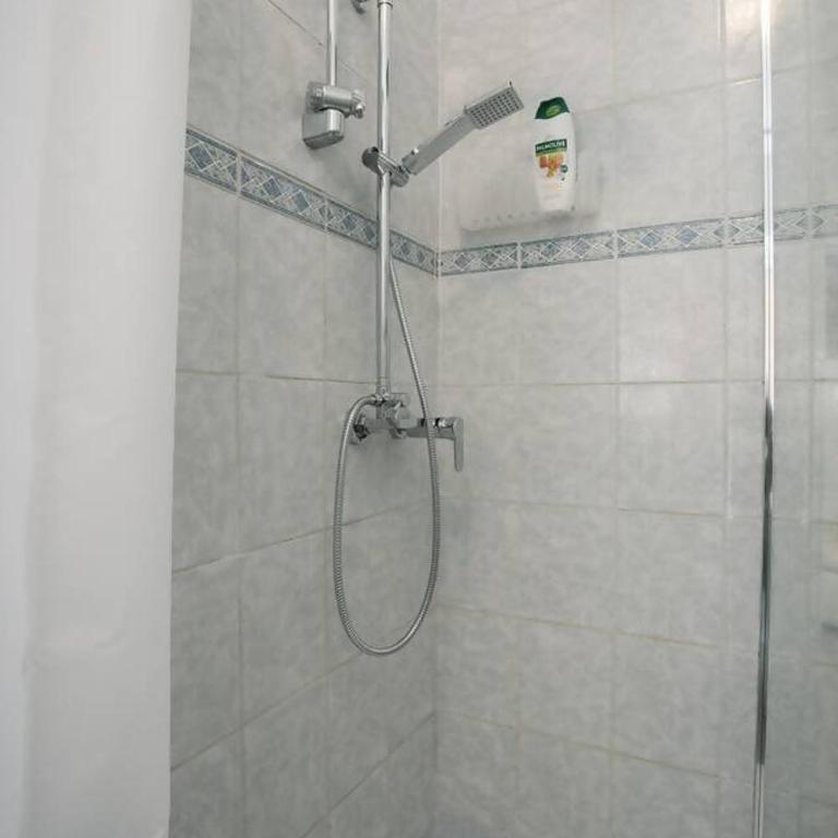 20min Walk or 2min Drive to Veronafiere - One-Bedroom Apartment - 16